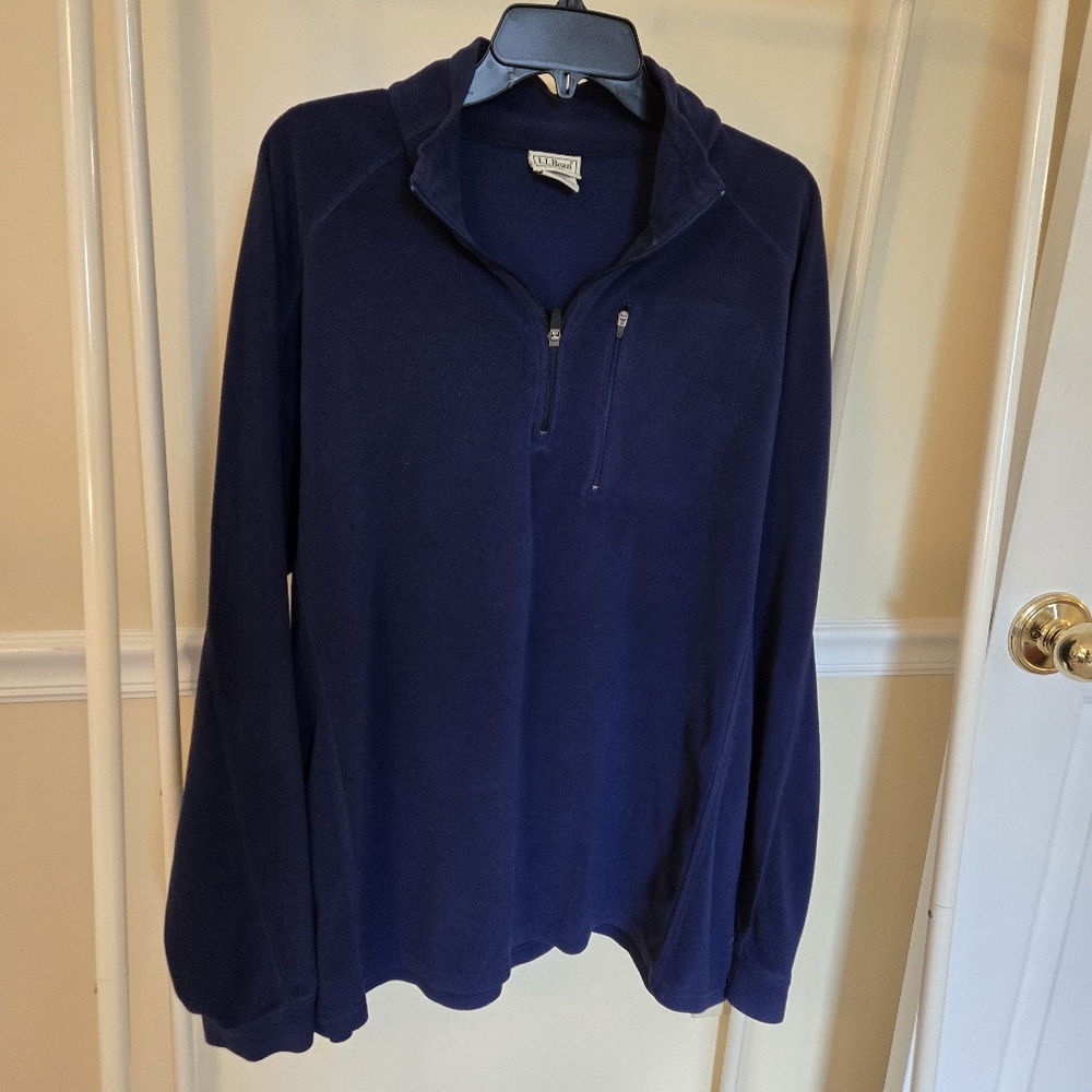 LL Bean men's XLT quarter zip fleece pullover.